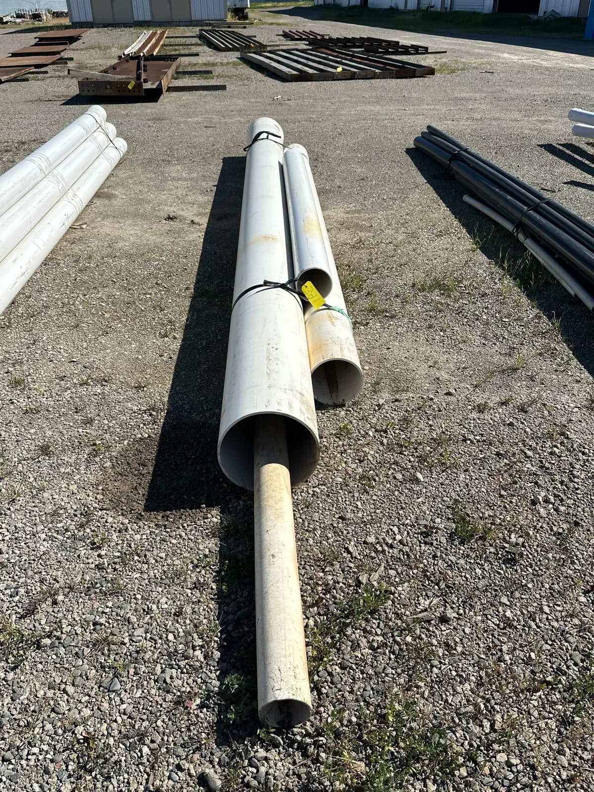 bundle-of-assorted-size-pipe-mmya29b6