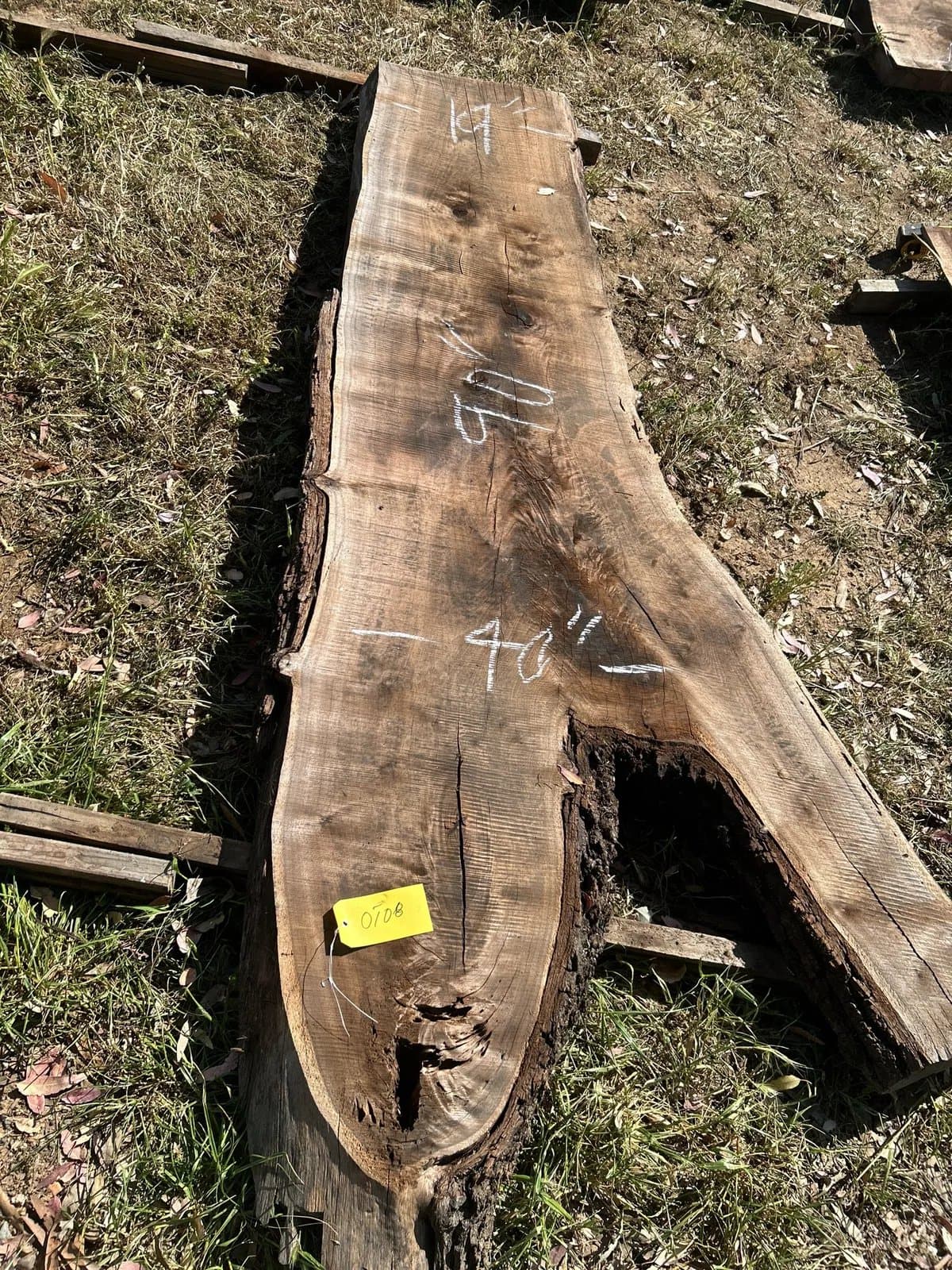 black-walnut-slab-4e1320