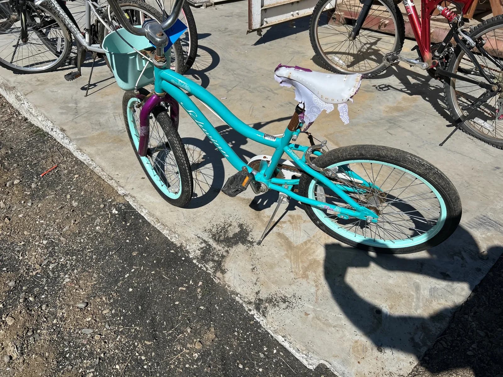 17-schwinn-elm-bike-mmxx2fci