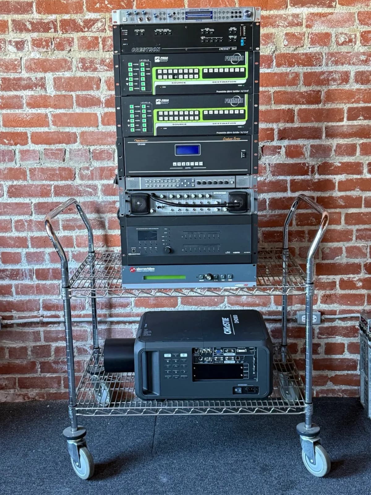 large-lot-of-av-equipment-see-list-in-description-2be0fd