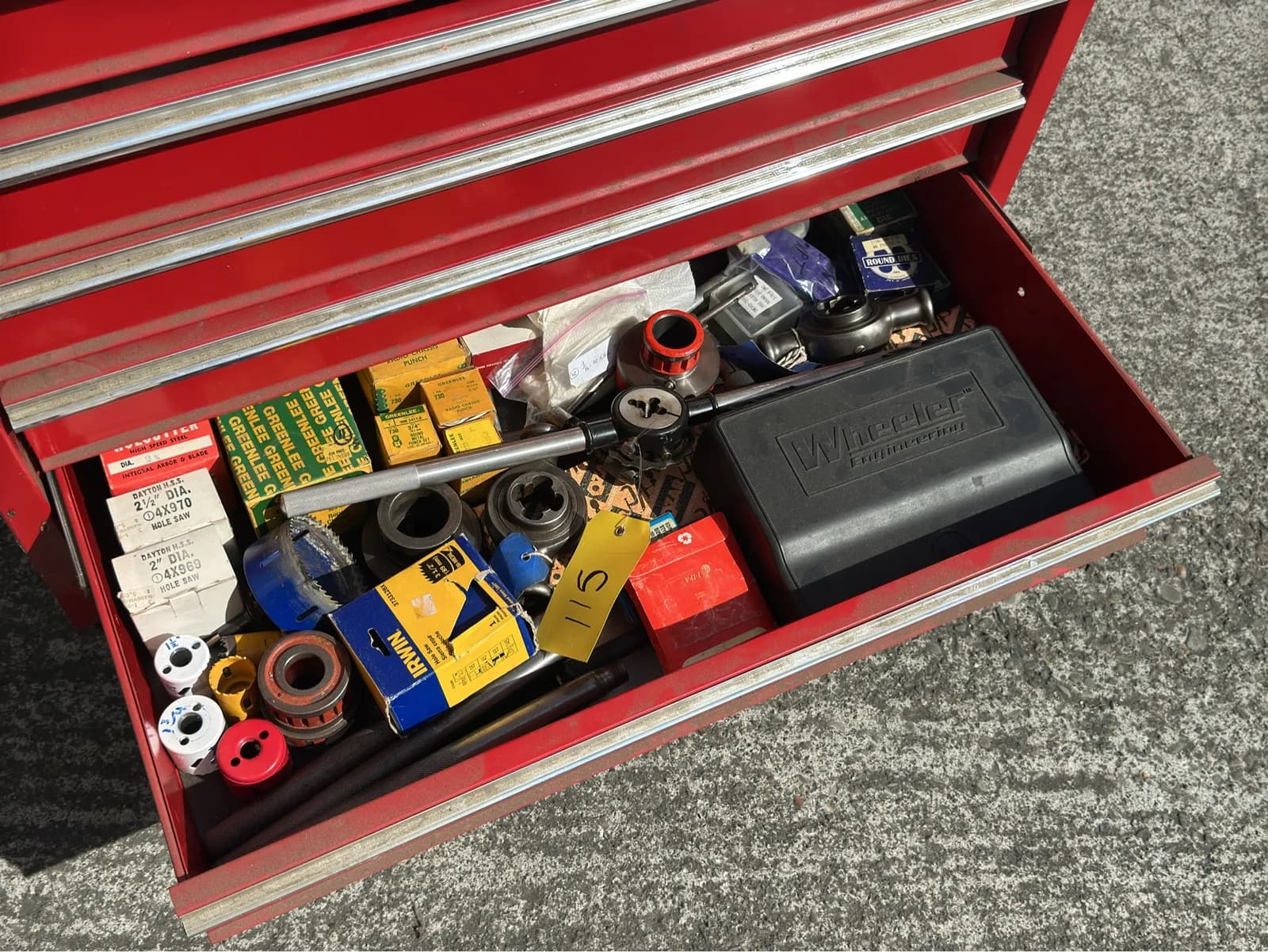 contents-of-drawer-assorted-hole-saw-bits-punch-sets-round-dies-and-more-7d6687