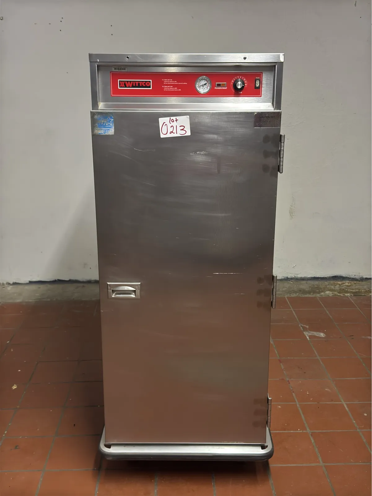 heated-cabinet-f2207b