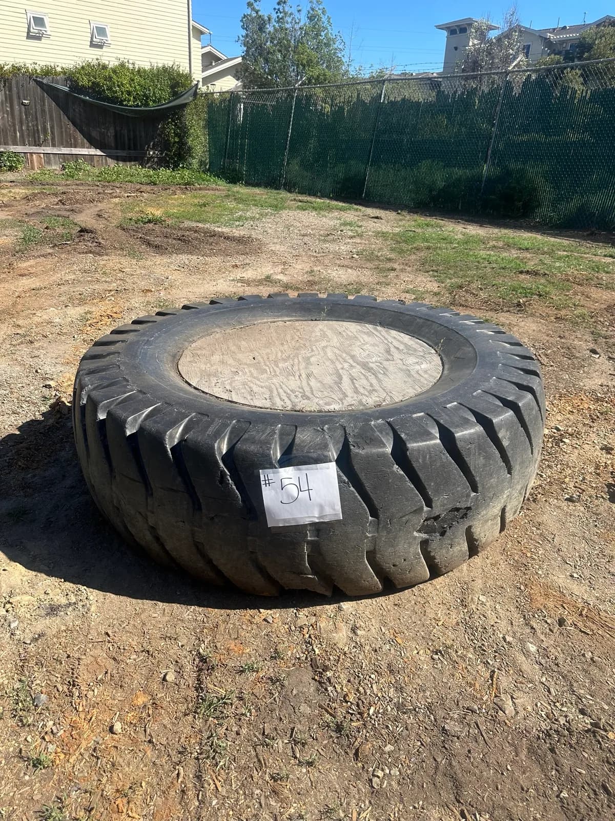 tractor-tire-909090