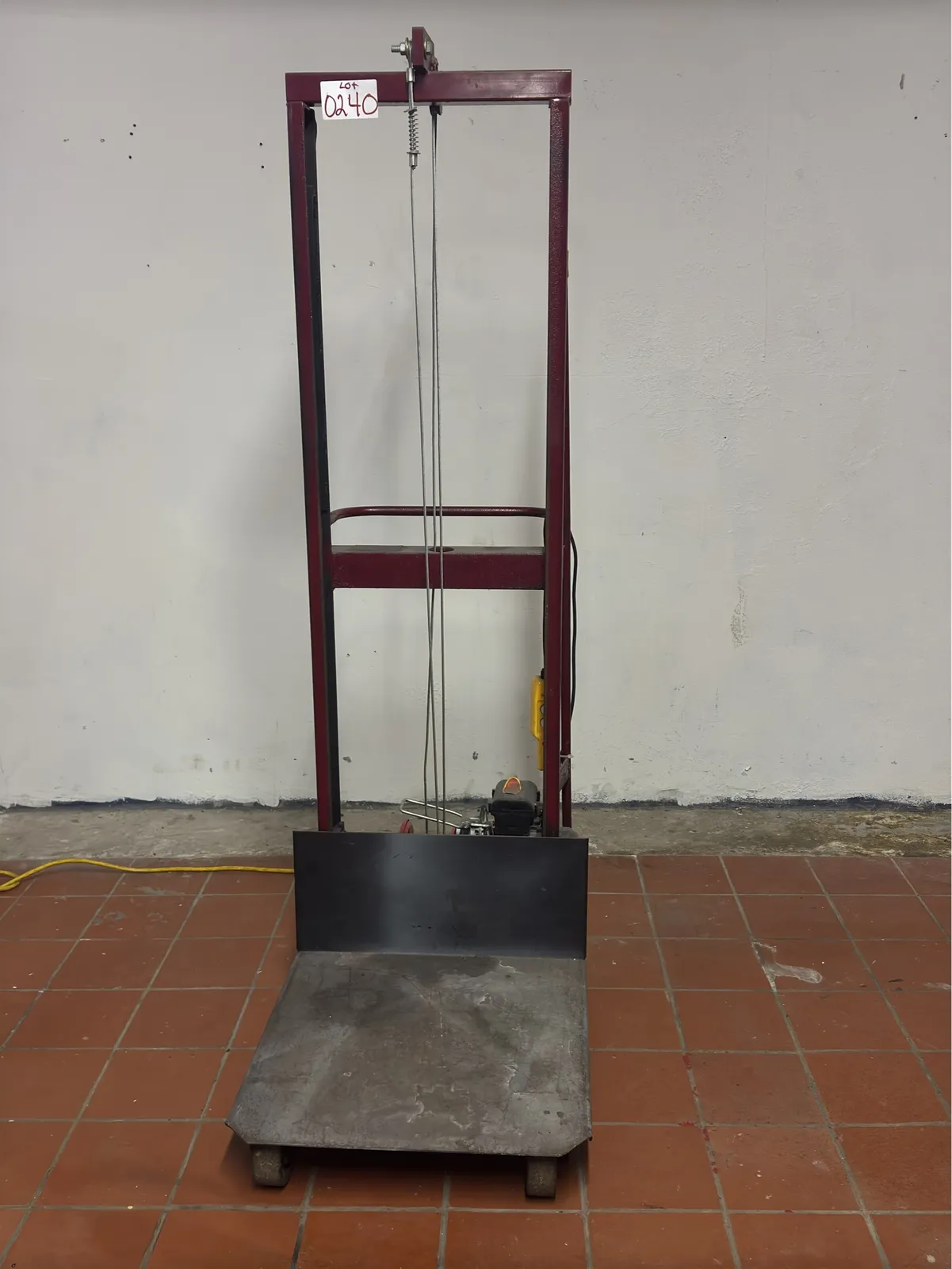 electric-lift-d2a20e