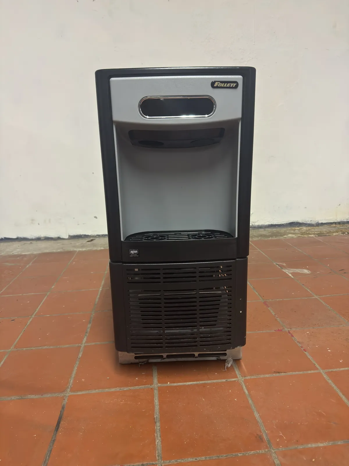 follett-ice-makerdispenser-mnbz1950