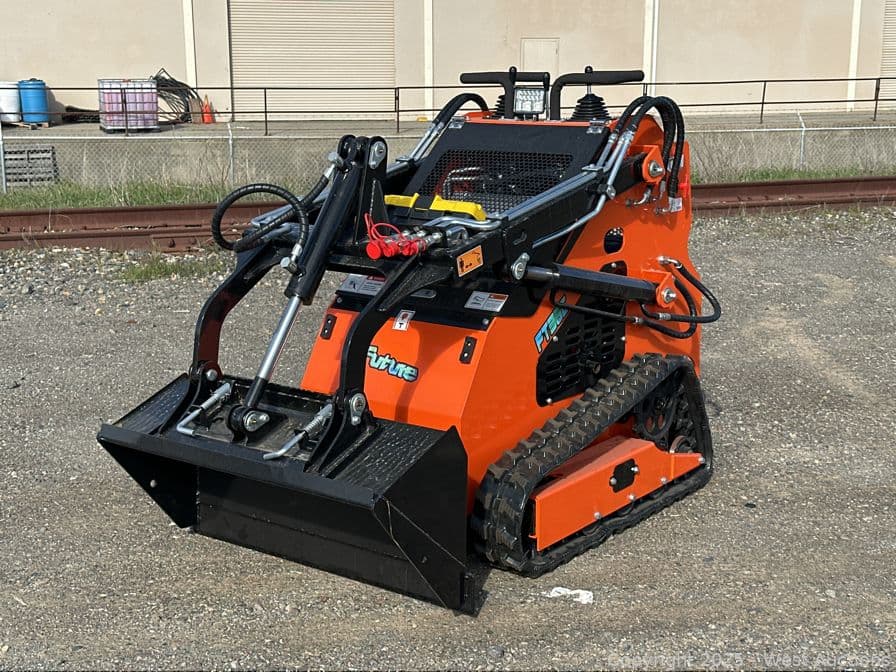 2025-future-ft36c-compact-skid-steer-track-loader-unused-mne1py7y