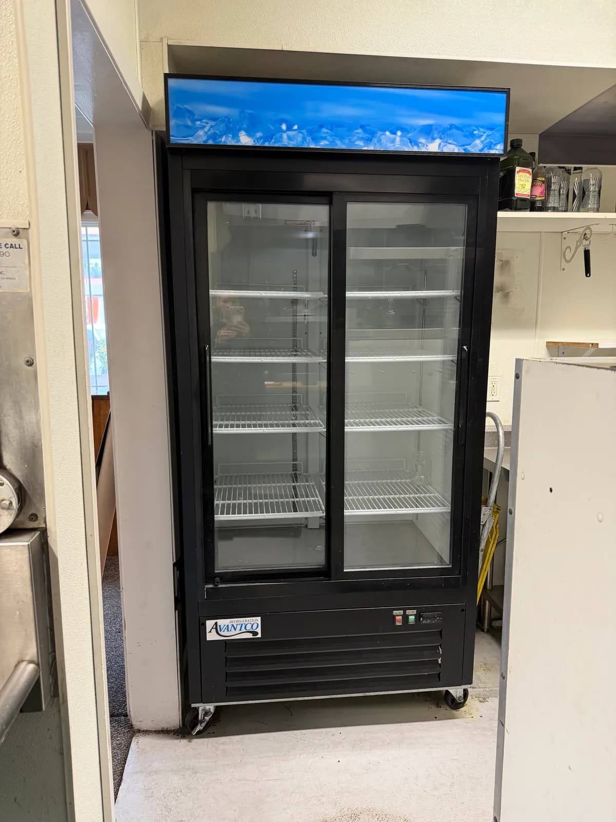 display-refrigerator-mnhow9hm
