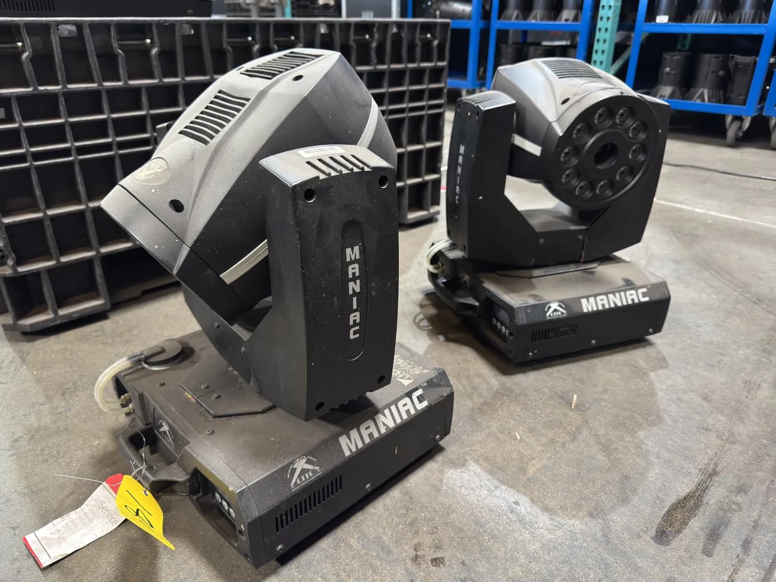 2-citc-maniac-led-fog-machines-29270d