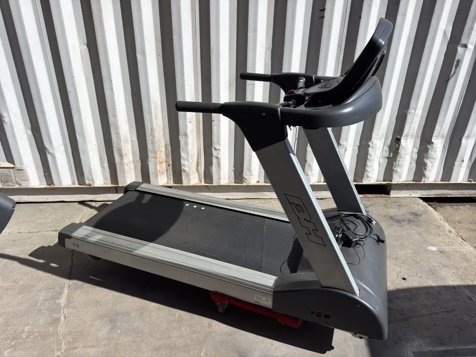 bh-fitness-sport-t8-treadmill-7575cf