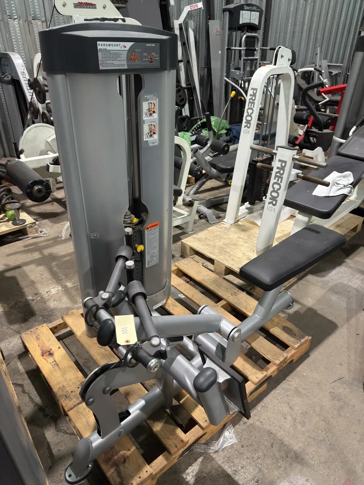 paramount-sp5900-seated-row-8ba6f6