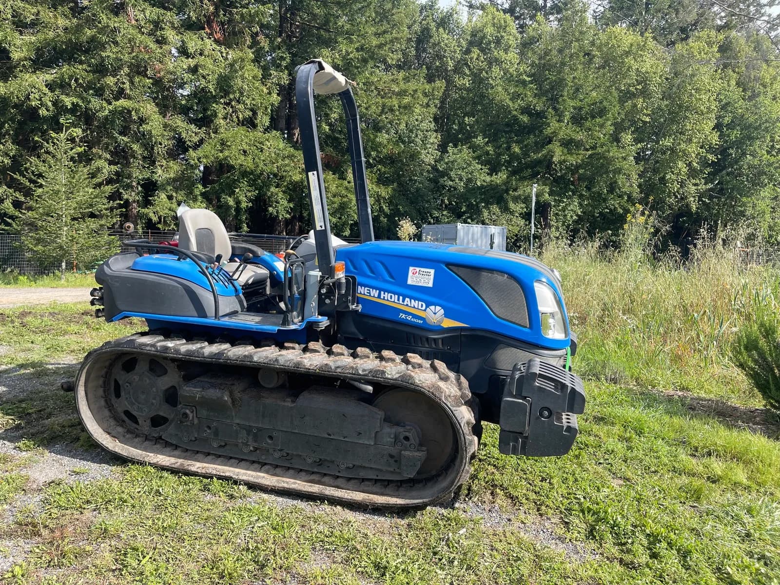 new-holland-tk4100m-crawler-tractor-mntecsea