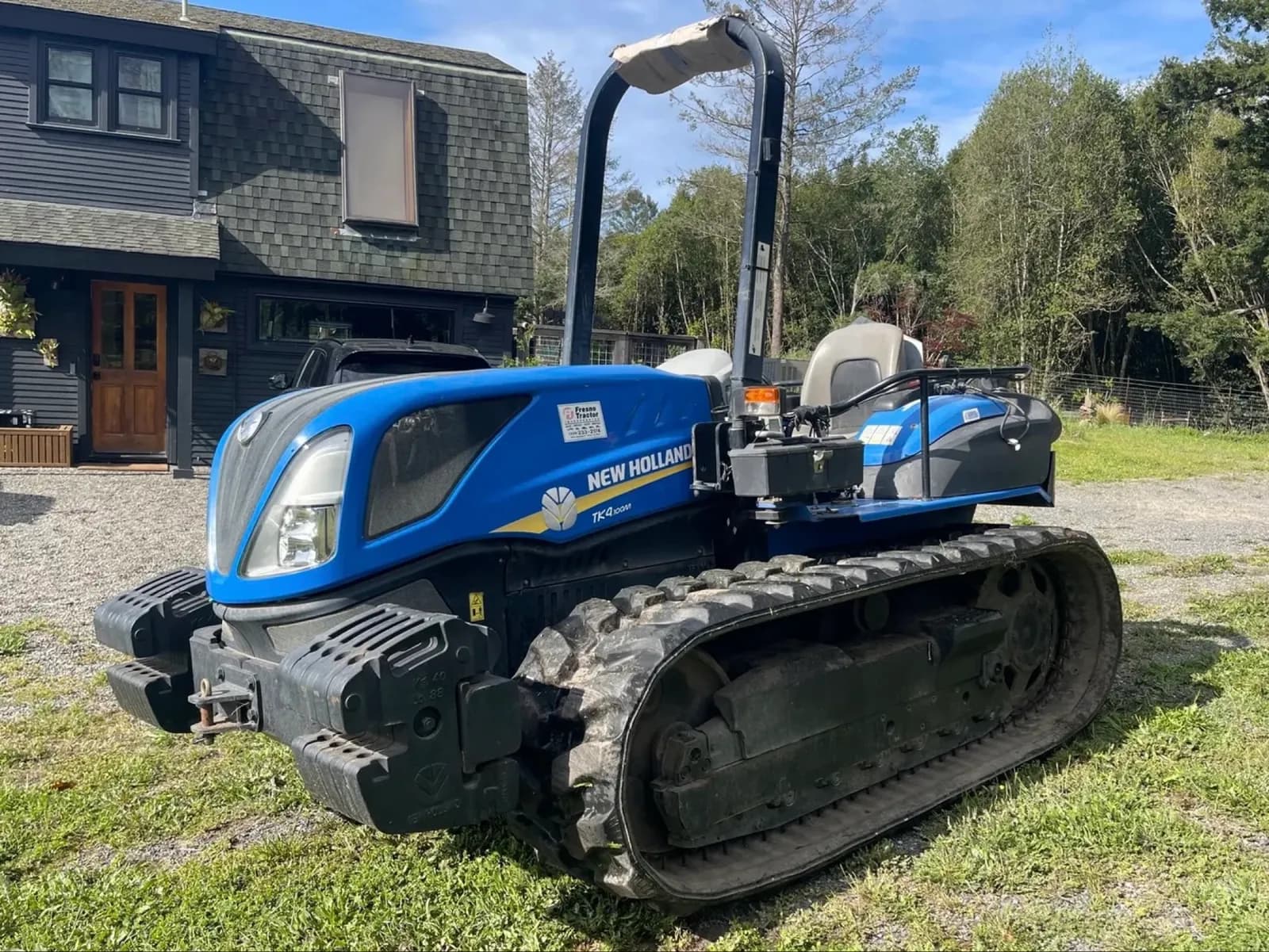 new-holland-tk4100m-crawler-tractor-mntecsea