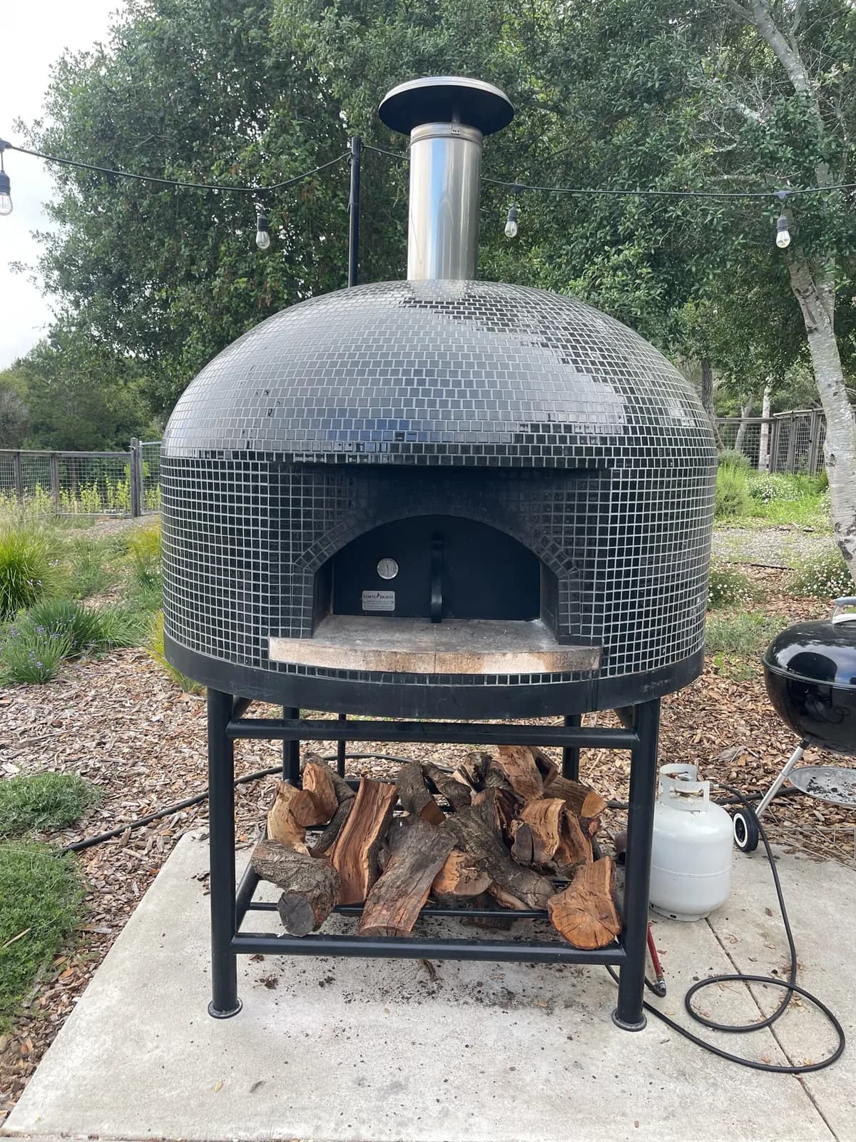 forno-bravo-pizza-oven-mo251qnm
