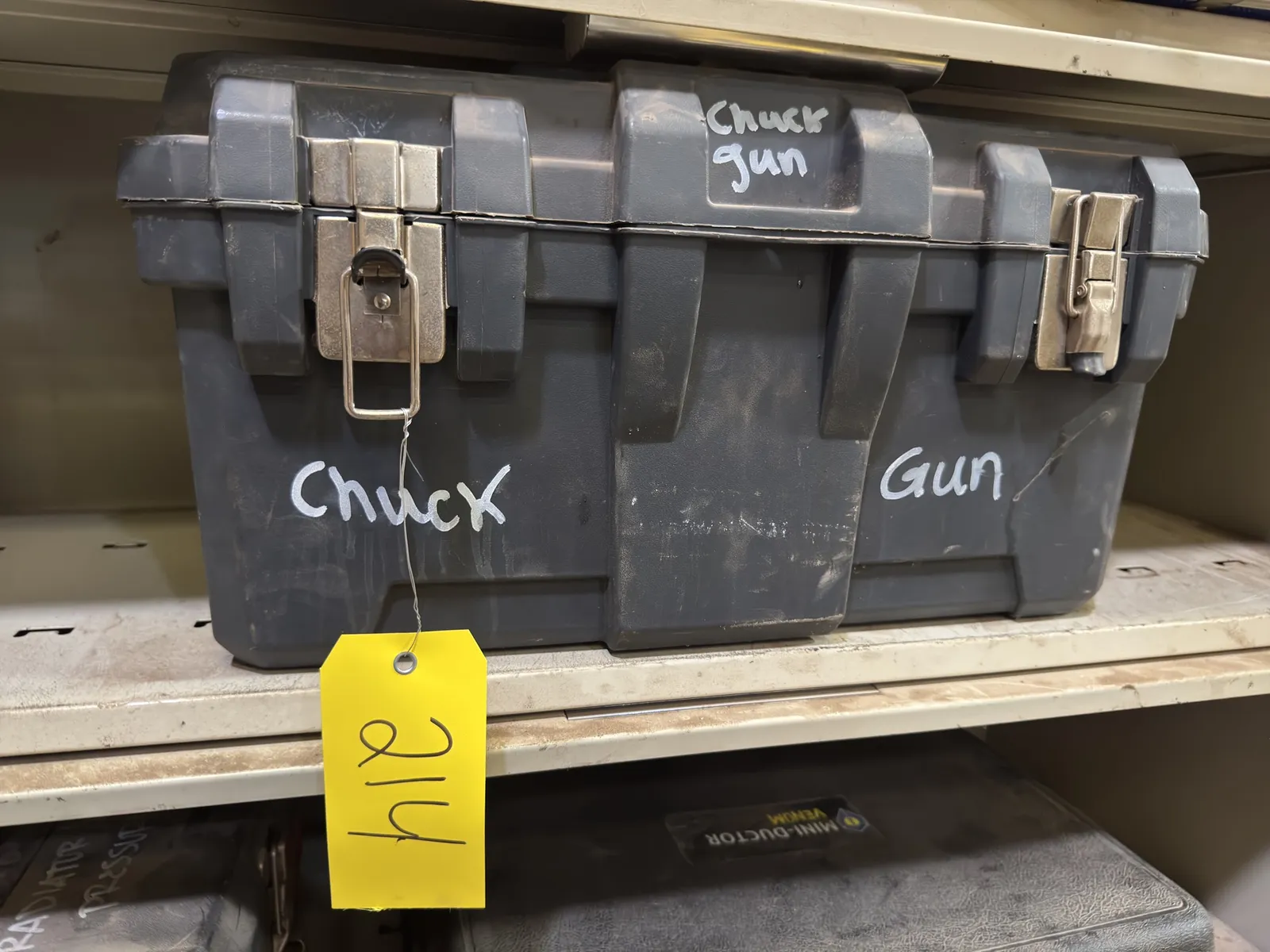 chuck-gun-kit-1bc1c0