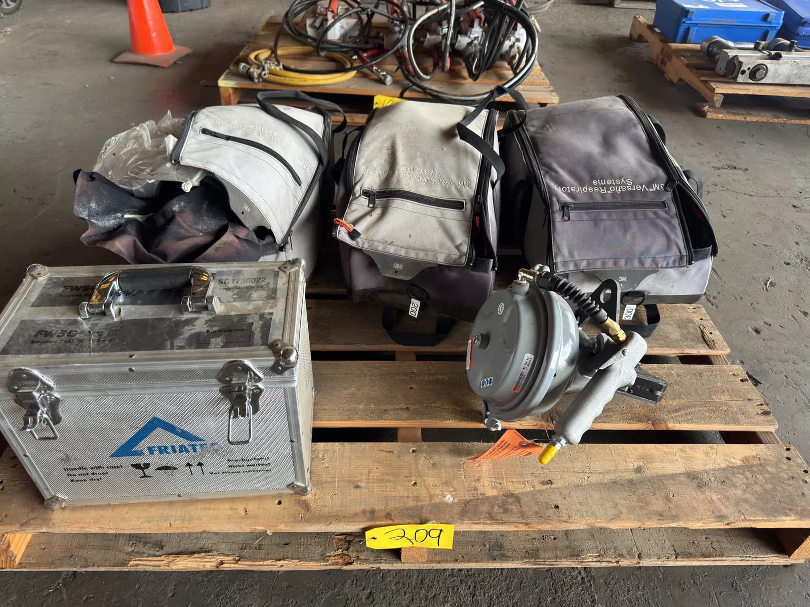 contents-of-pallet-3m-versaflow-respiratory-systems-signode-2-sealer-friatec-fwsg315-scraper-tool-and-more-8220c6