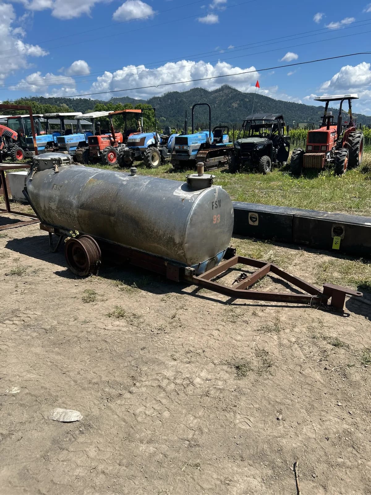 portable-tank-mp4ez3gb