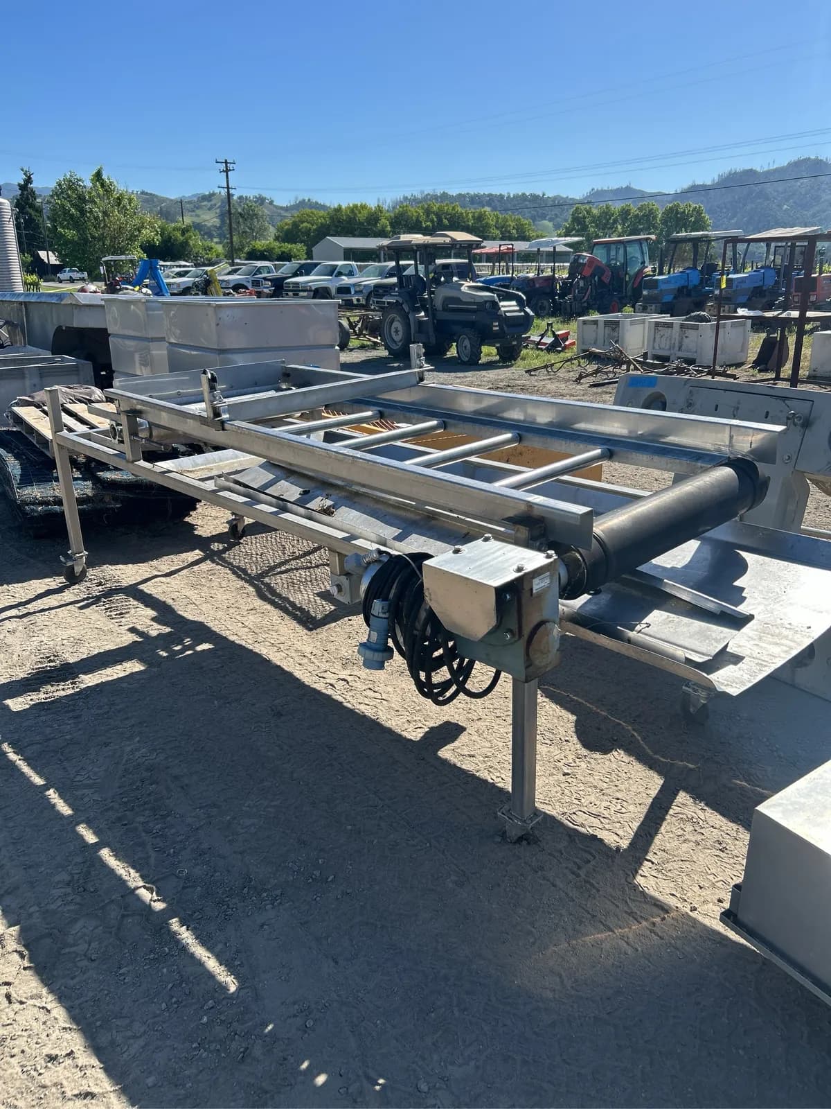 winery-conveyor-fame-with-motor-b190c5