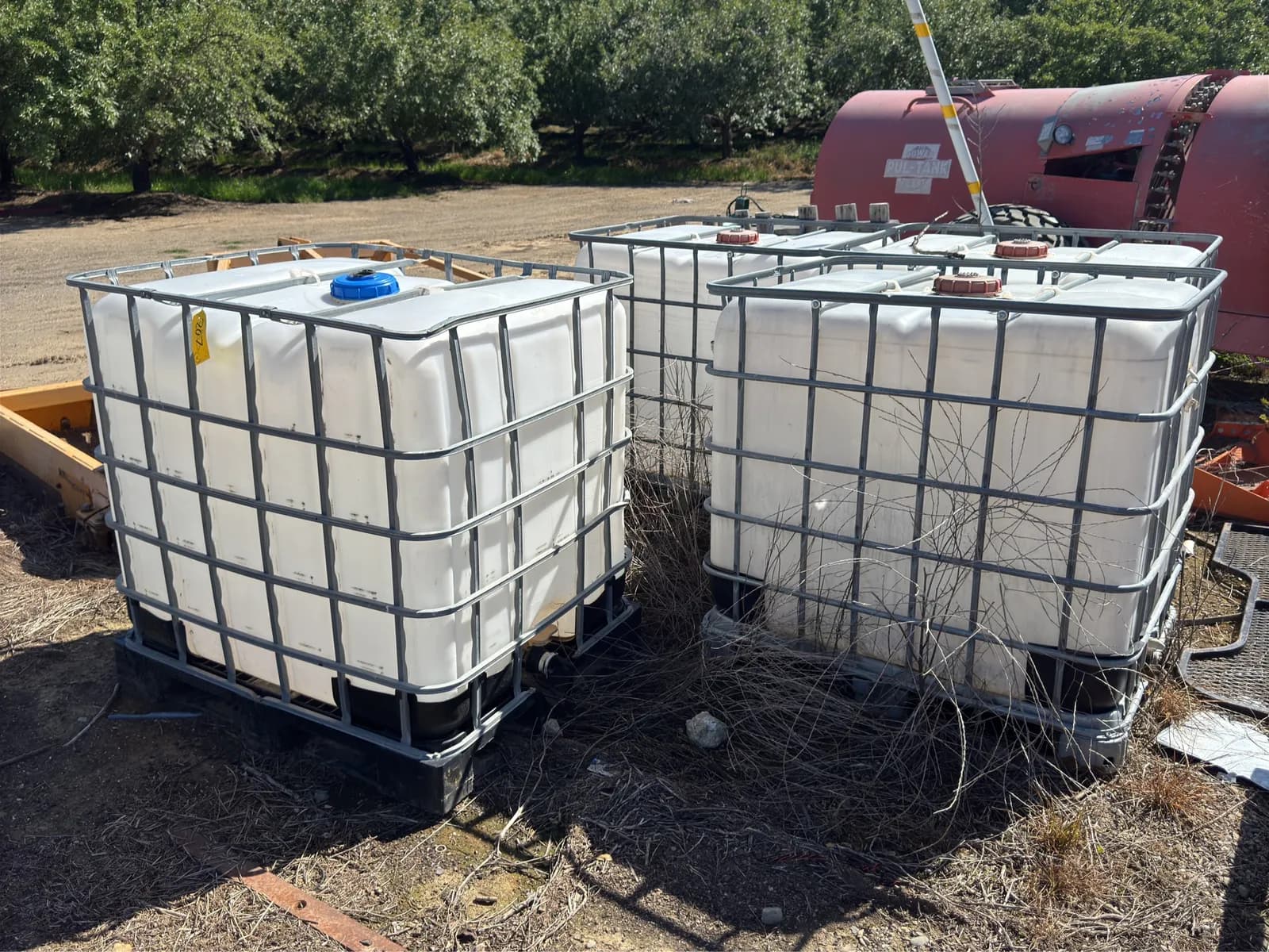 4-ibc-tanks-9e96dc
