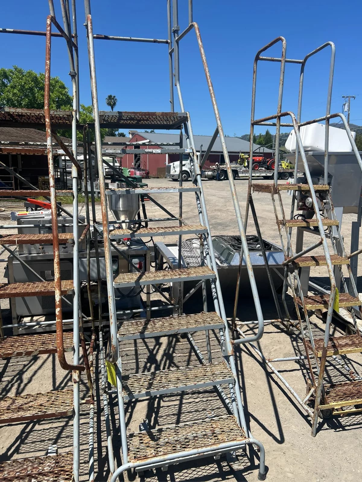 450lbs-ladder-814263