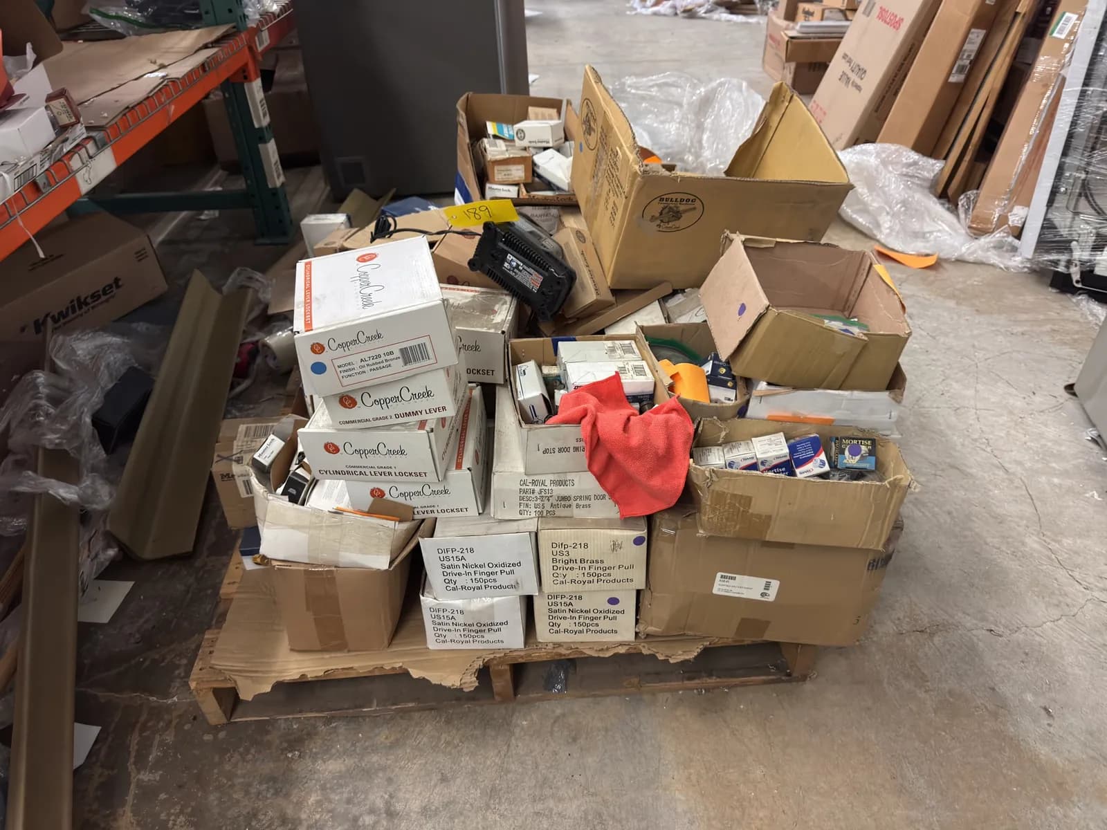 contents-of-pallet-copper-creek-master-lock-and-ilco-door-hardware-4b22cd