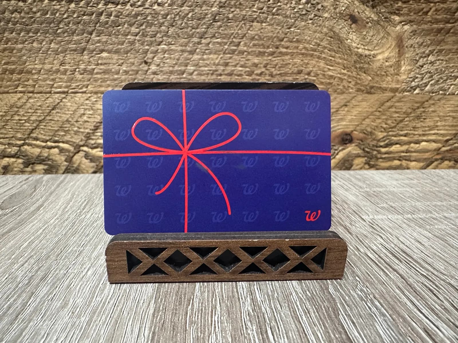 6-25-walgreens-gift-cards-retail-price-150-mpd2fcpm