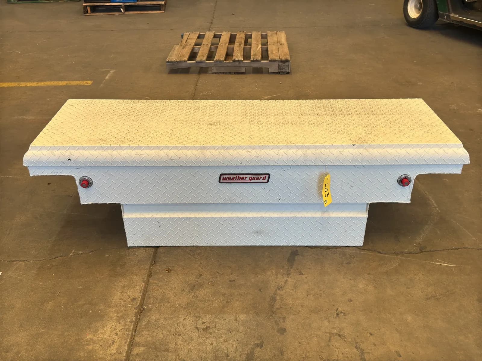weather-guard-truck-tool-box-no-key-mpmqb85z