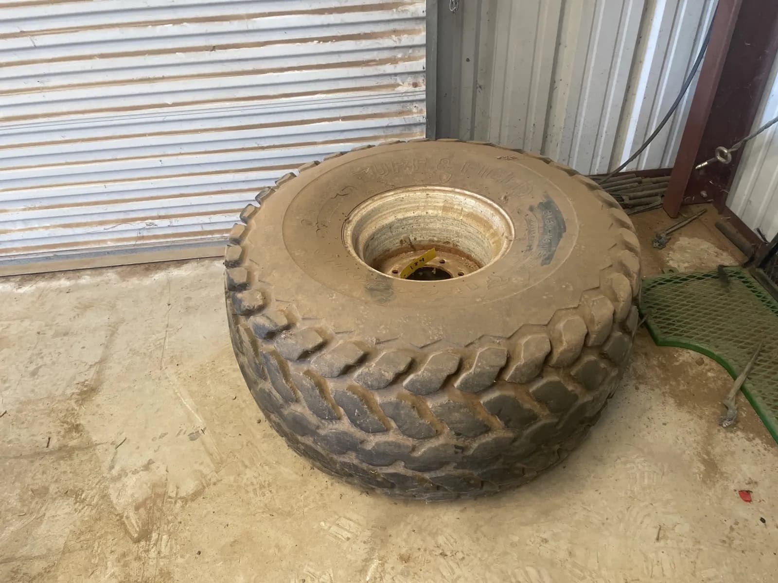 215l-161-tractor-tire-mppyk2a3