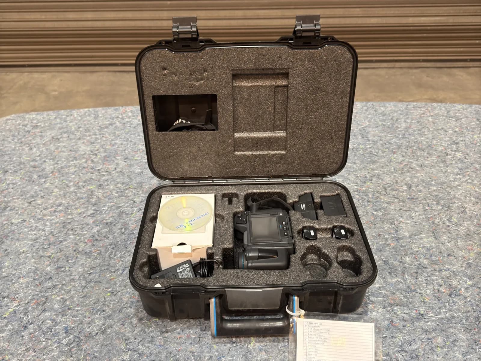 flir-t420-infrared-camera-d6c7c7