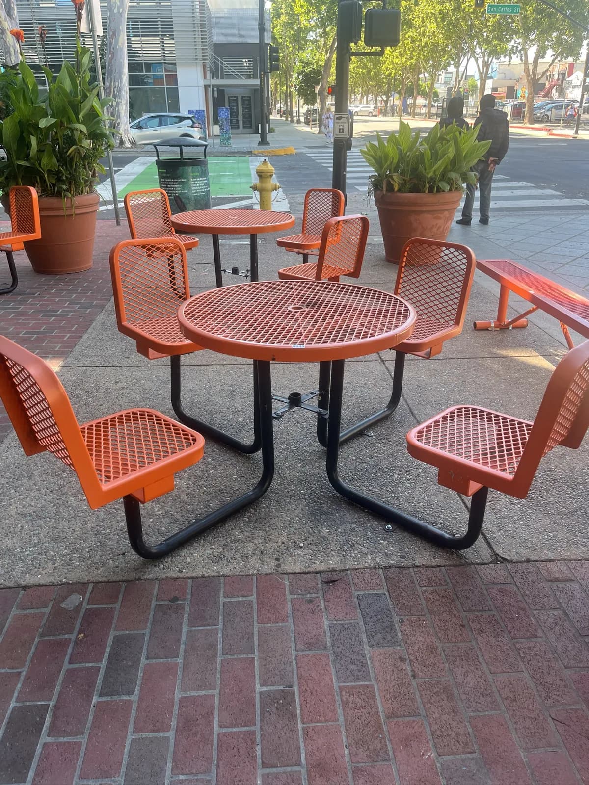 outdoor-orange-metal-picnic-table-set-with-four-chairs-mpmra5p5