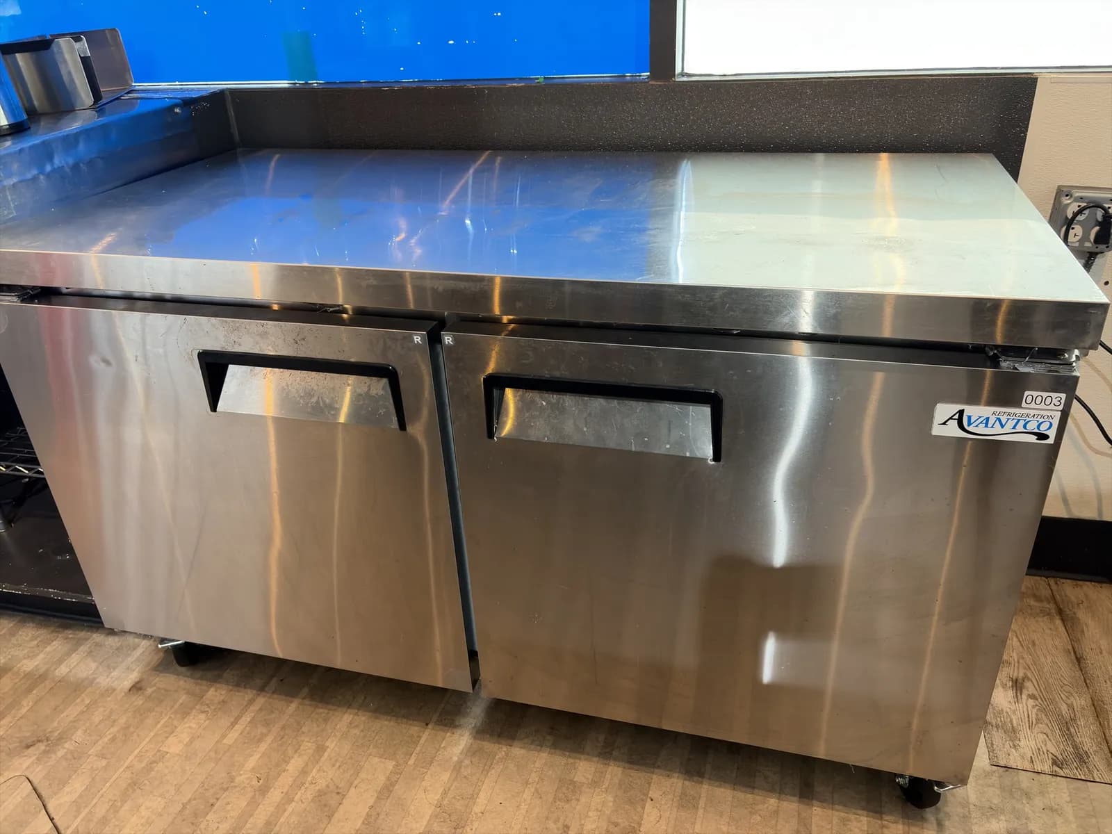 avantco-undercounter-double-door-refrigerator-mpvetanx