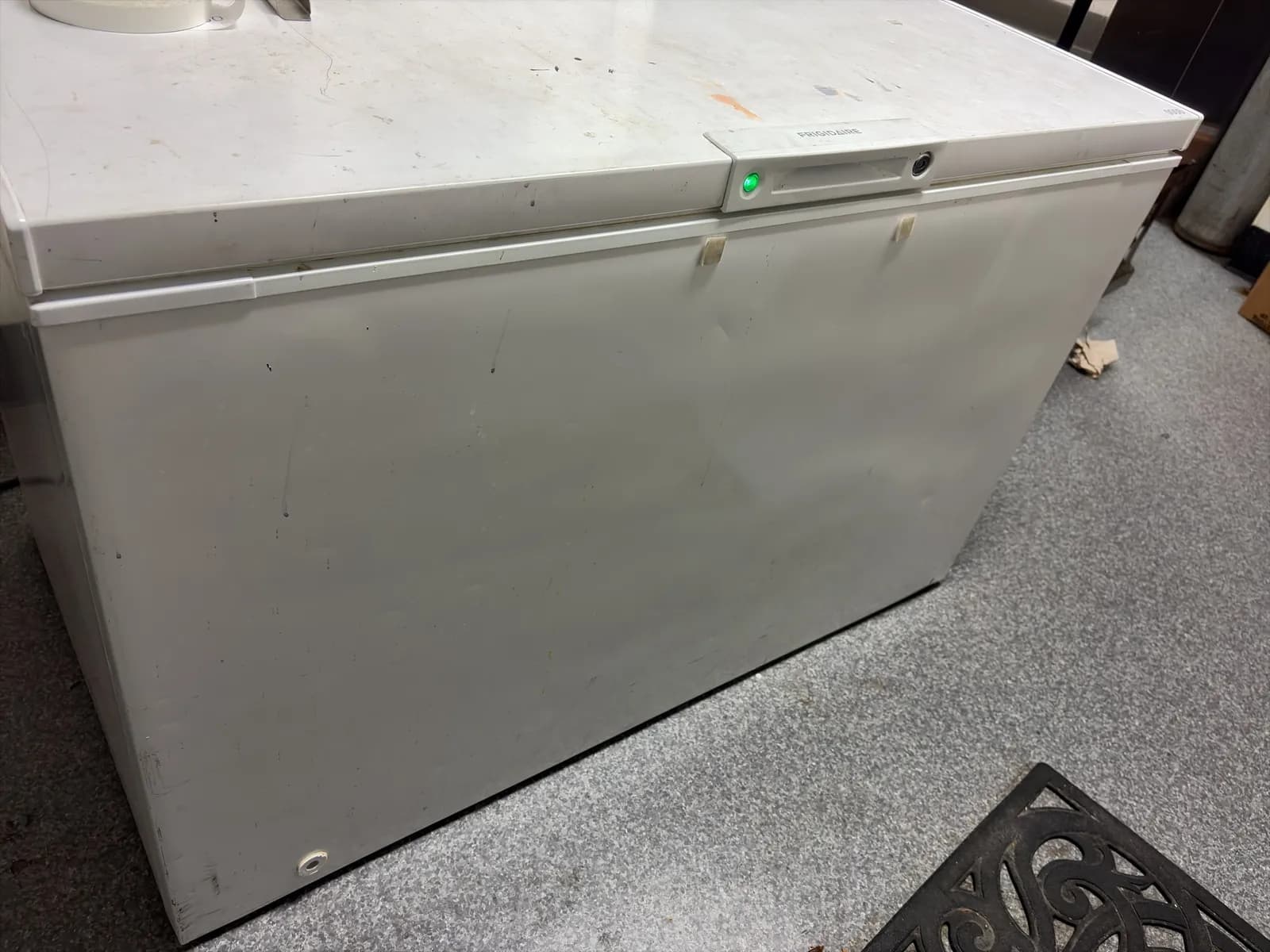 commercial-chest-freezer-mpvfl2sh