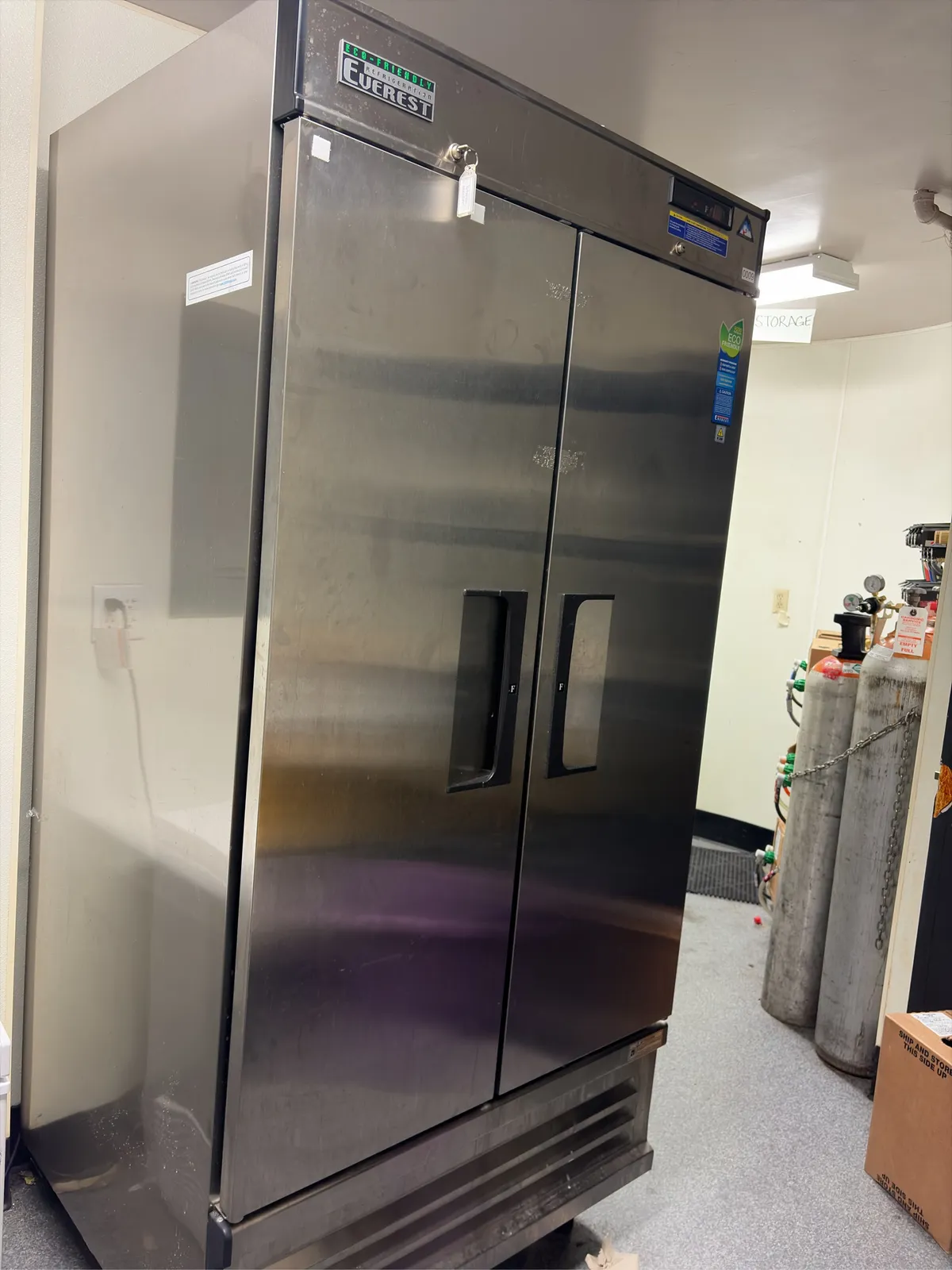 everest-eco-friendly-refrigerator-freezer-mpvflkf1