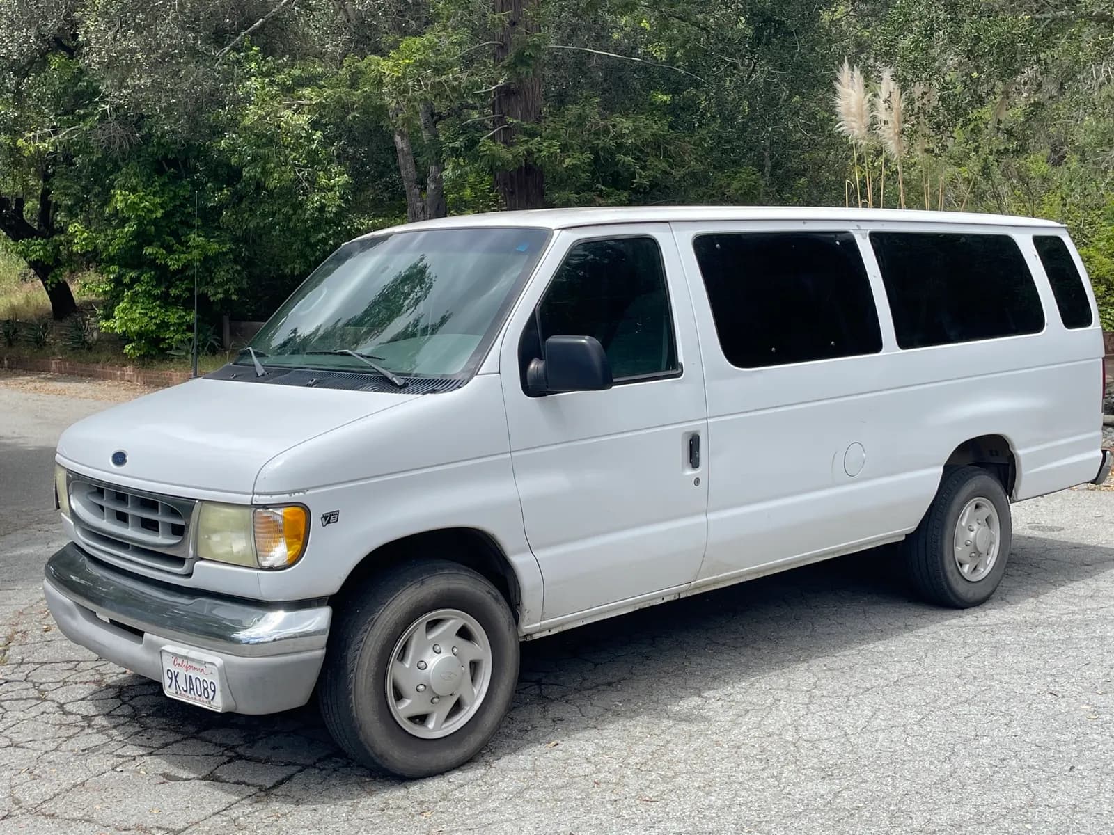 2002-ford-econoline-mppoyowi