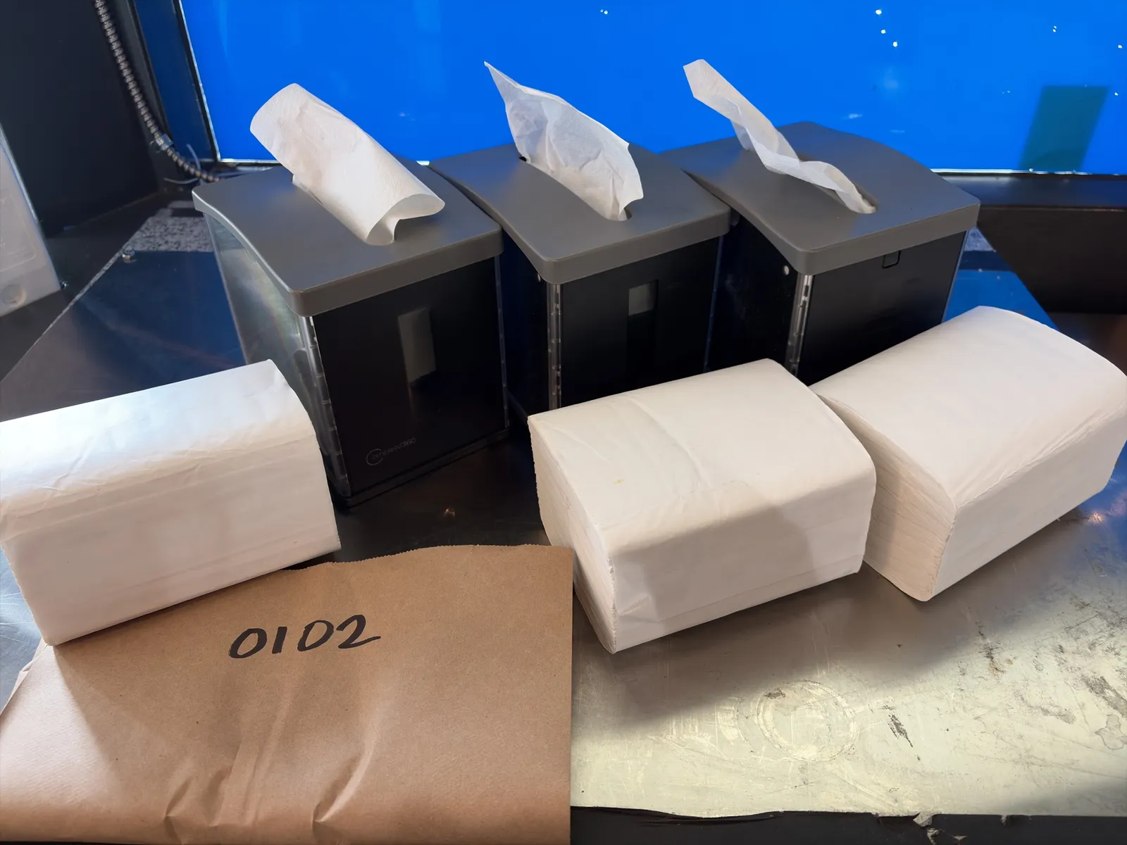 3-pull-up-napkin-dispensers-mpq48ovy