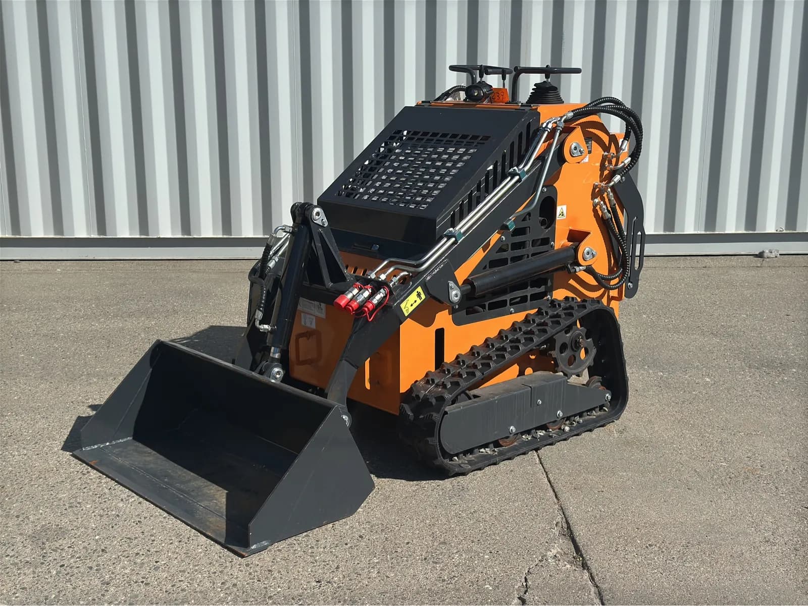 2025-arteer-qb-480-compact-skid-steer-track-loader-unused-mprd2on2