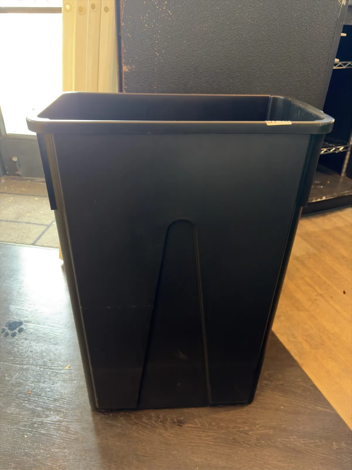 23-gal-87l-container-black-d3215b
