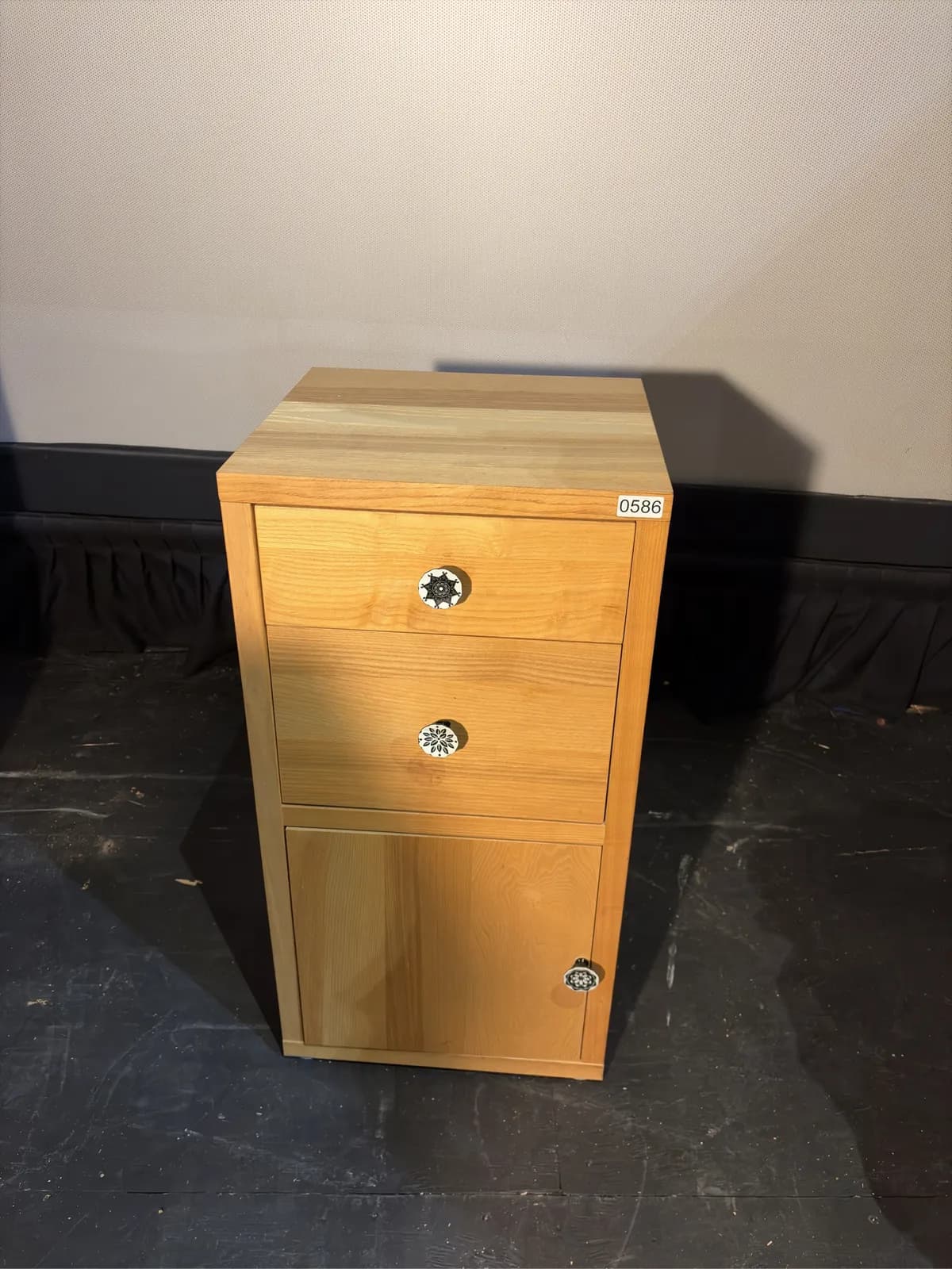 2-drawer-1-cupboard-ac50bf