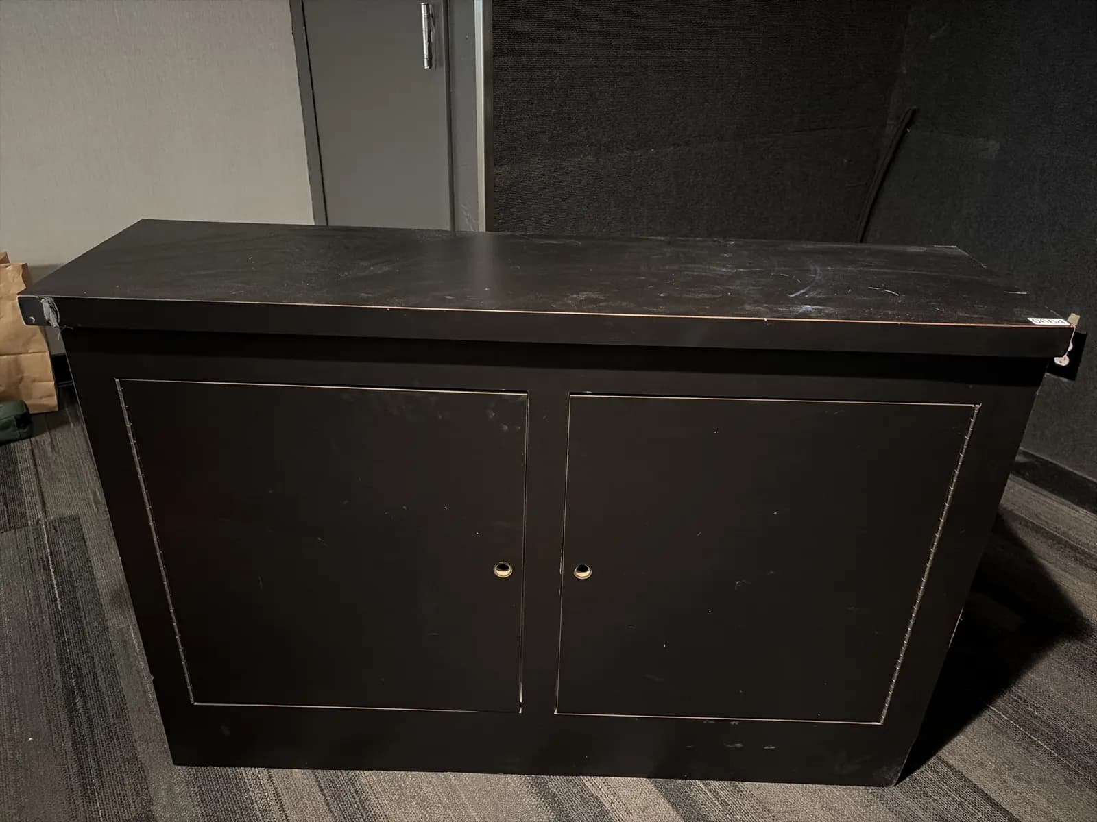 black-2-door-cabinet-4e5966