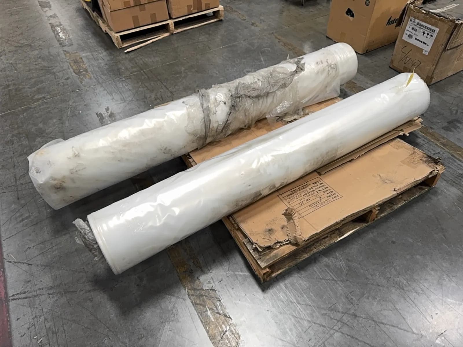 2-55-rolls-of-plastic-ce590e