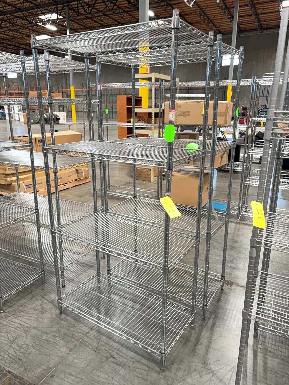 2-metro-style-racks-d9ceaa