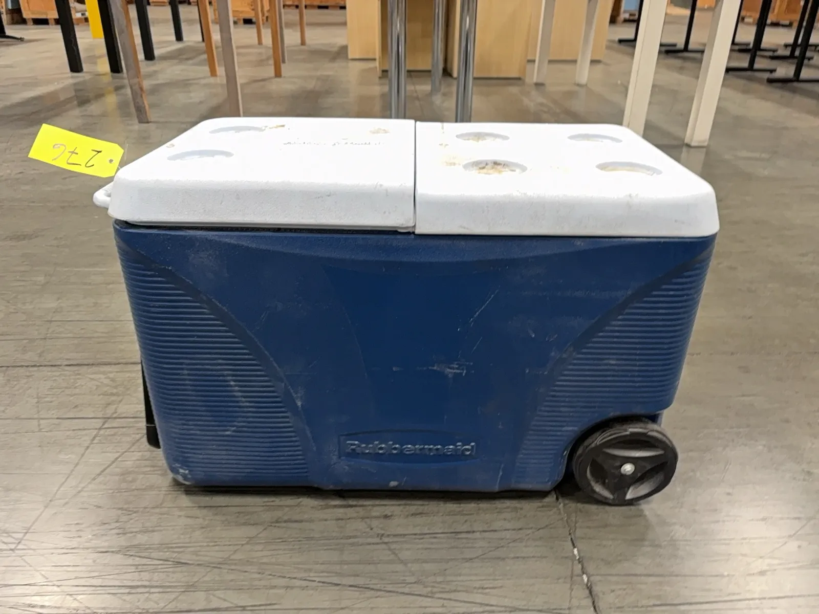 rubbermaid-ice-chest-69fcd4