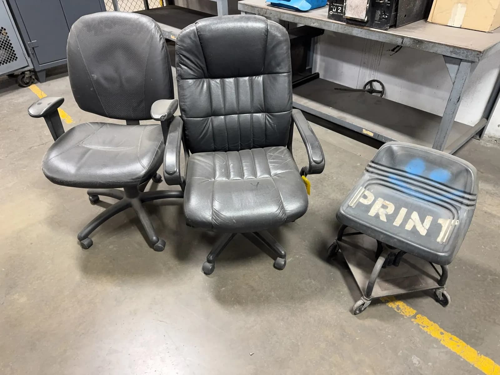 3-chairs-5cc9c7