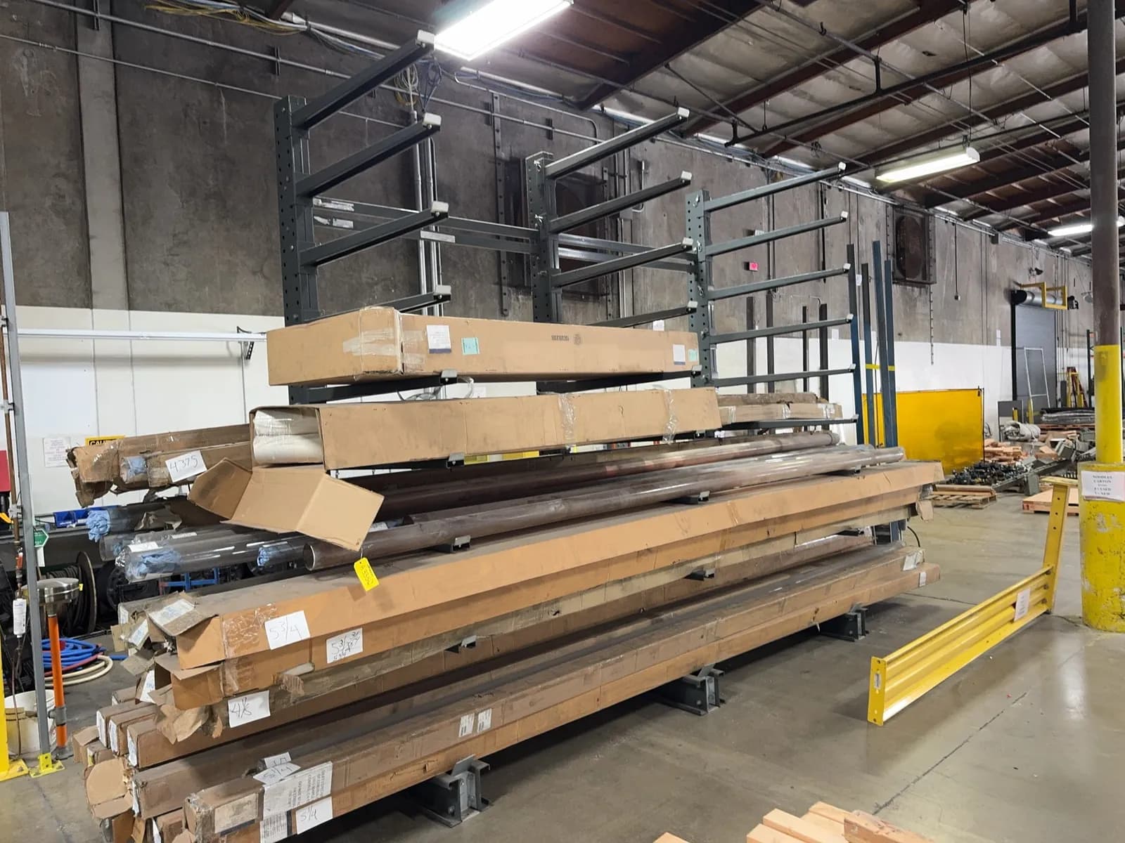 12-cantilever-rack-contents-not-included-mrjtta9v