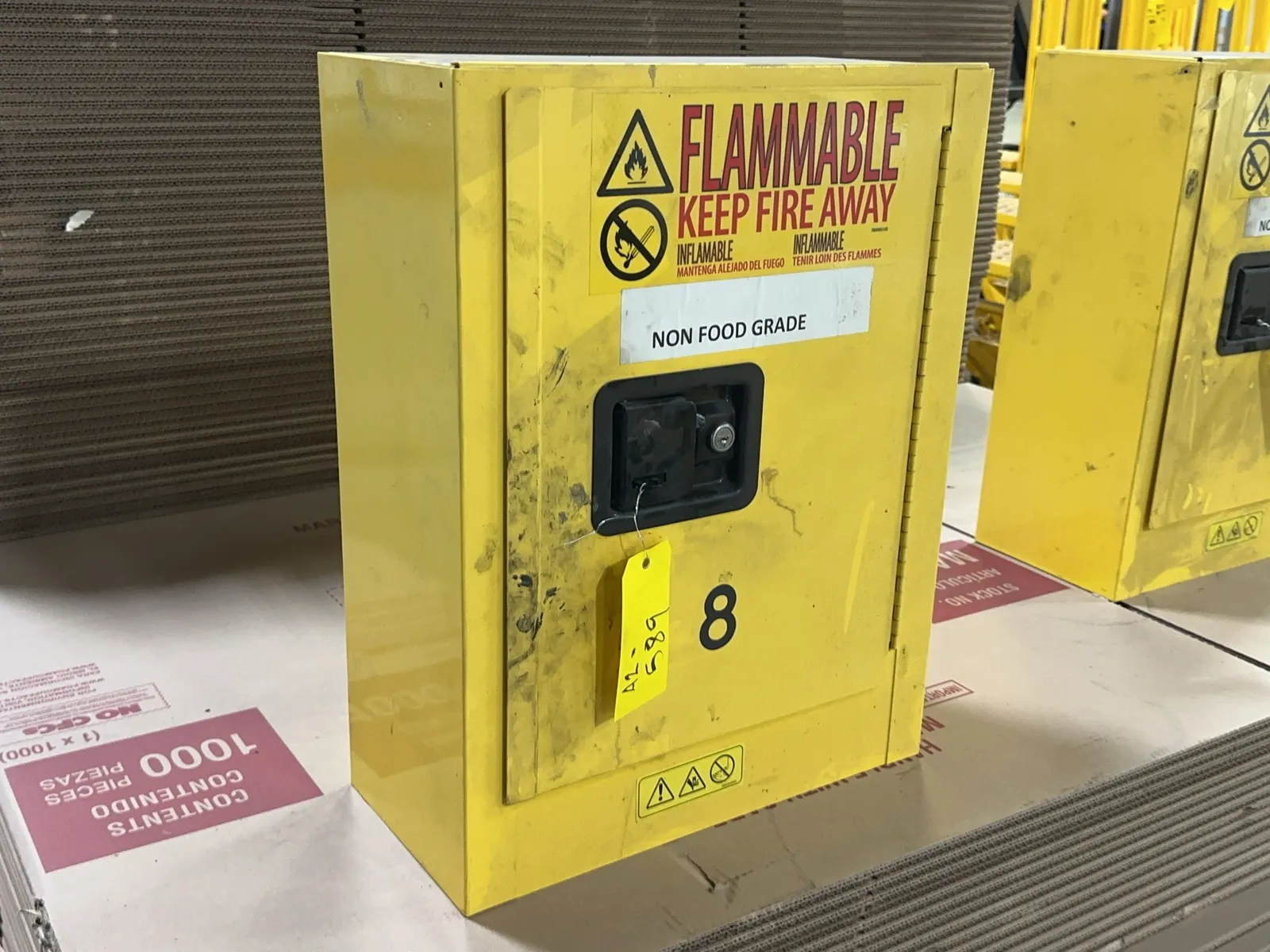 uline-flammable-liquid-storage-cabinet-mrdq482l