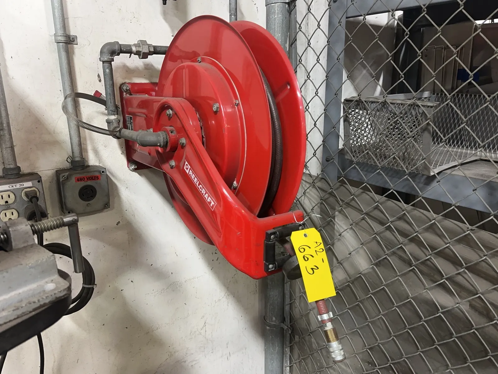 mounted-reelcraft-hose-reel-3fb441