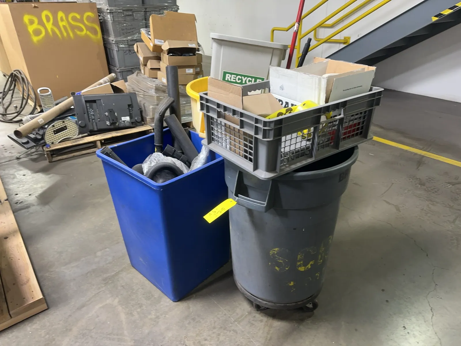 4-assorted-waste-bins-with-contents-included-39aa35