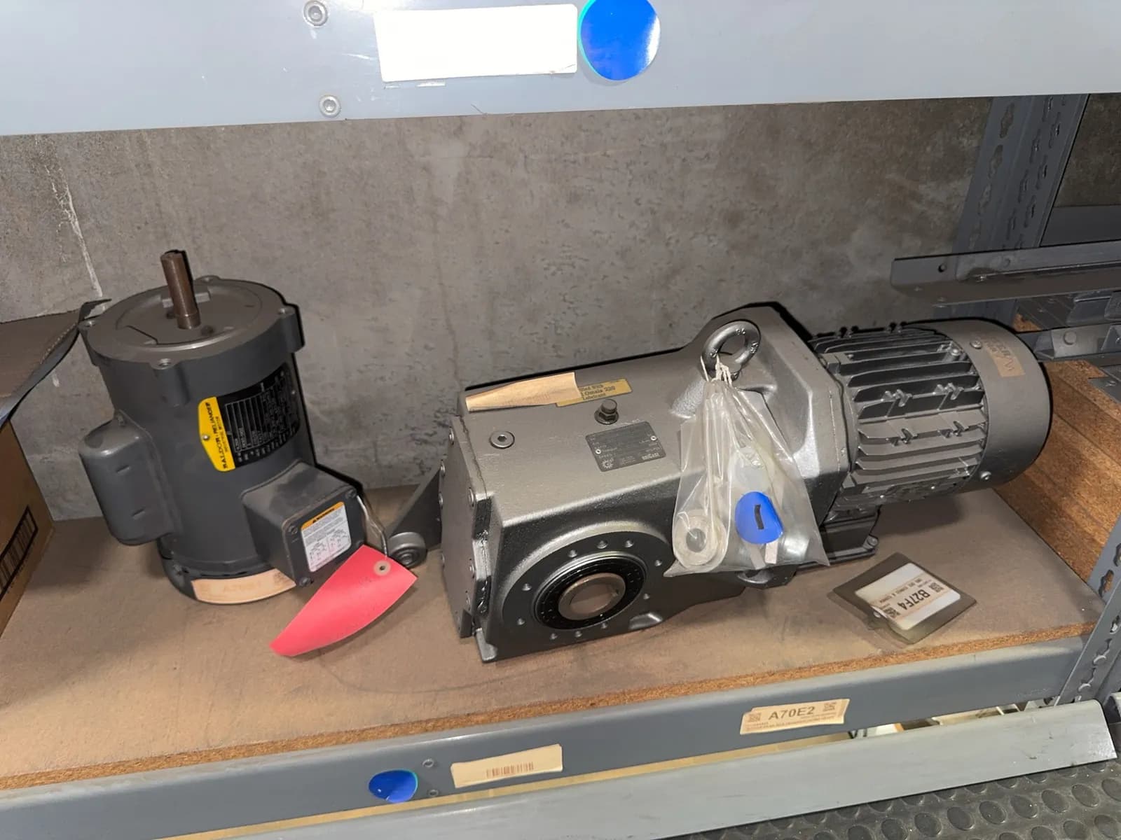 contents-of-shelf-gear-motor-baldor-motor-mrdq4nqe