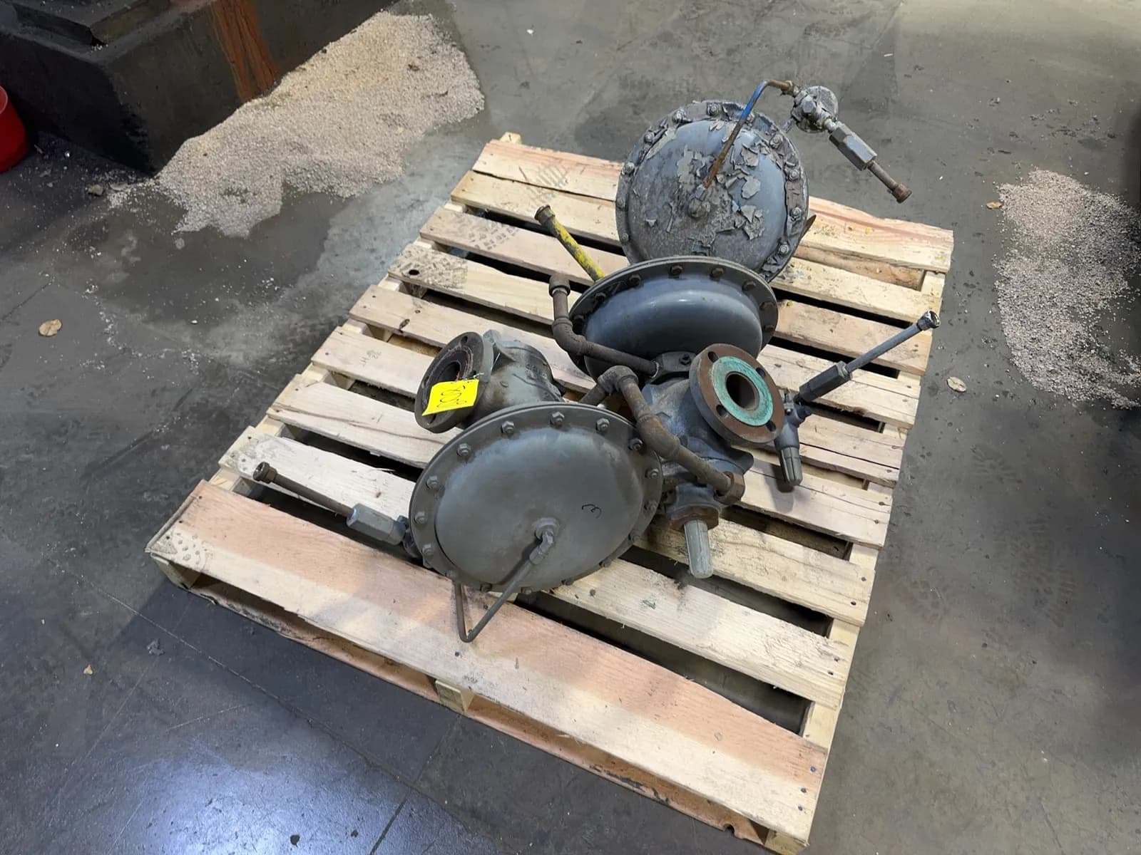 3-fisher-valves-e24e40