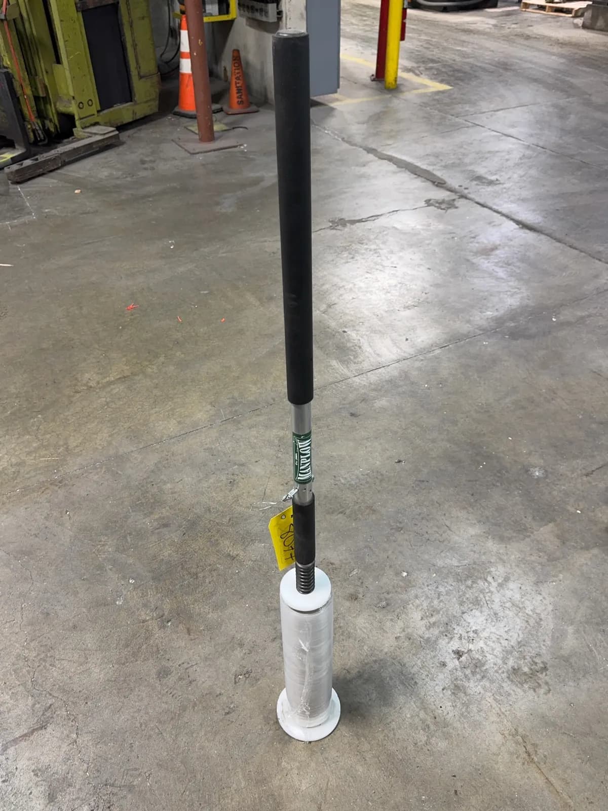 shrink-wrap-with-manplow-extension-handle-af208a