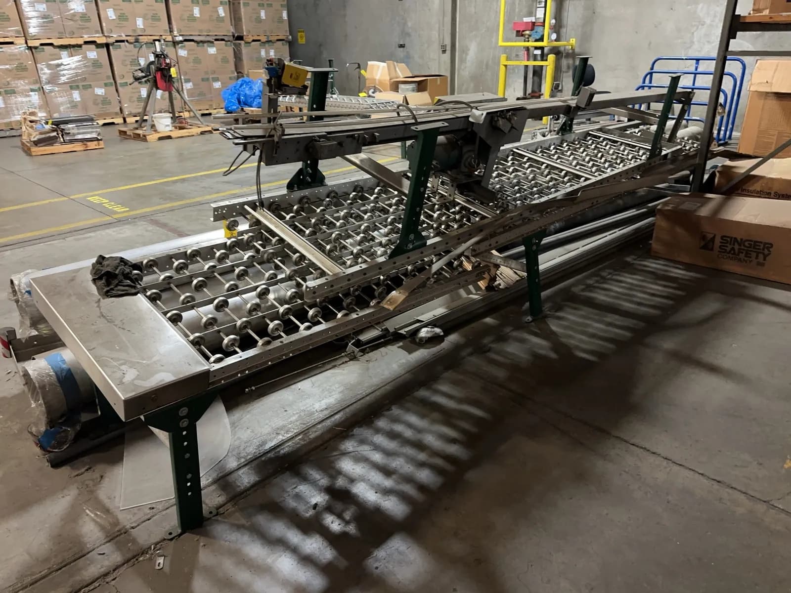 2-sections-of-conveyor-tables-87eeb1